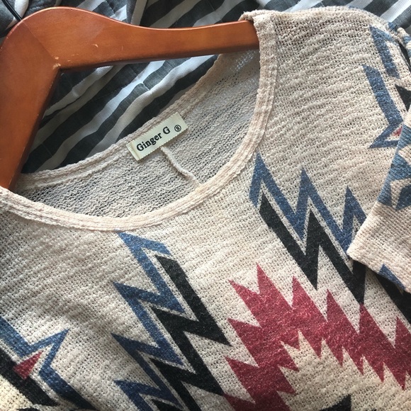 Boho Knit Top w/ Aztec Pattern - Picture 3 of 3